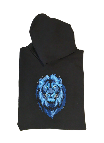men majestic lion black hoodie front closeup